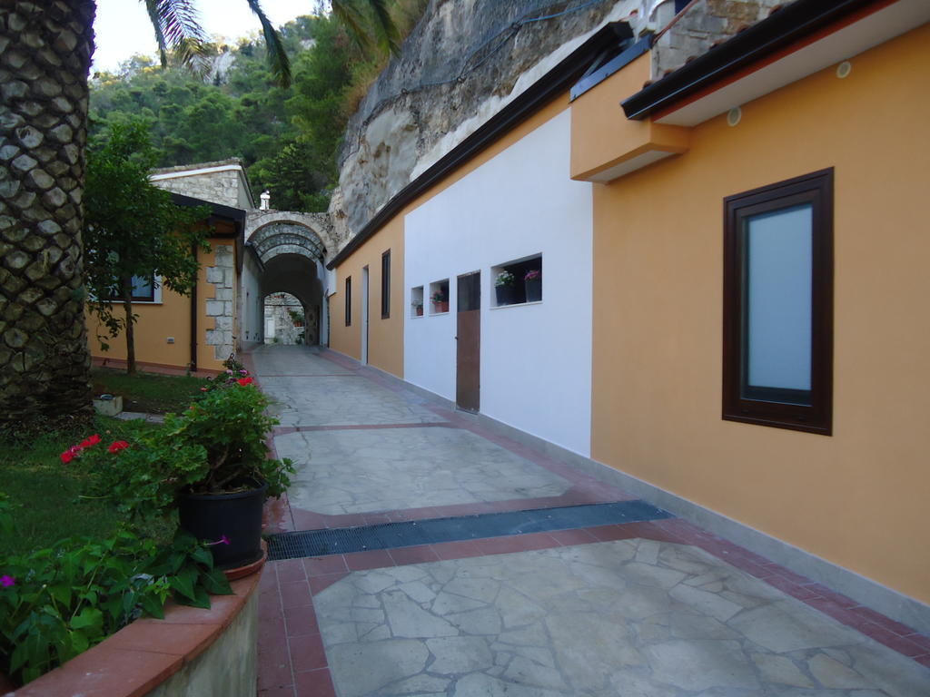 Pineta Monserrato Modica Exterior foto
