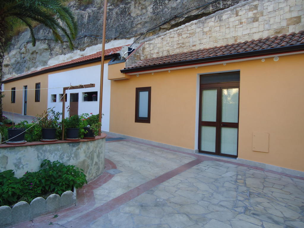 Pineta Monserrato Modica Exterior foto